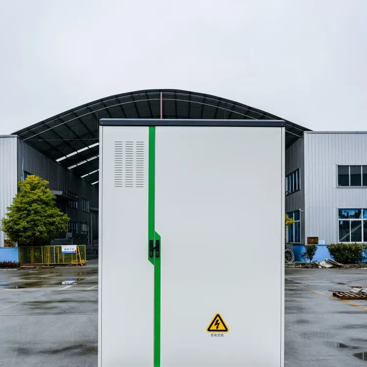 Photovoltaic inverter DC boost